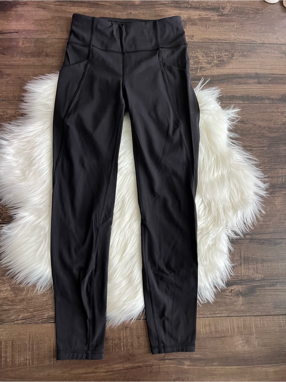 Lululemon Black Full Length Leggings Side Pocket Athletic Pants Size 4